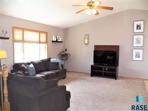 7200 W 66th St, Sioux Falls, SD 57106 photo 4
