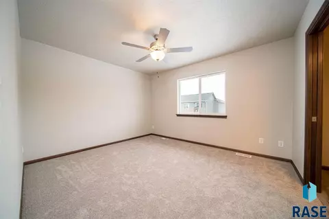 6542 W 6th Pl, Sioux Falls, SD 57107 photo 15