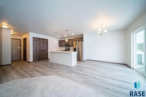 6542 W 6th Pl, Sioux Falls, SD 57107 photo 10