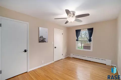 2309 E 19th St, Sioux Falls, SD 57103 photo 13