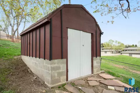 2309 E 19th St, Sioux Falls, SD 57103 photo 24