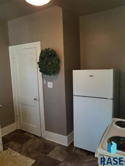 Undisclosed, Sioux Falls, SD 57104 photo 4