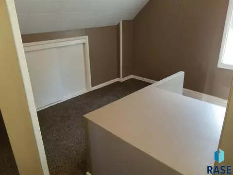 Undisclosed, Sioux Falls, SD 57104 photo 15