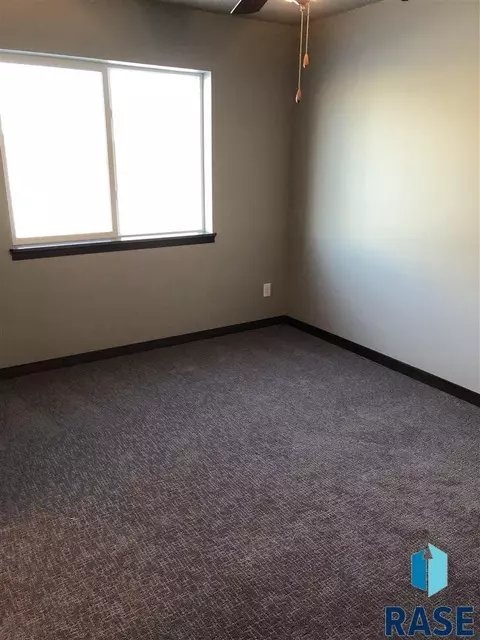 6600 W 6th Pl, Sioux Falls, SD 57107 photo 22