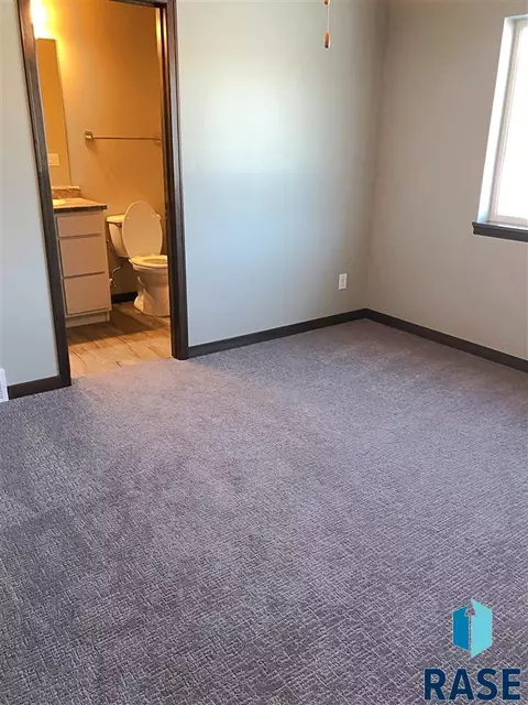 6600 W 6th Pl, Sioux Falls, SD 57107 photo 21
