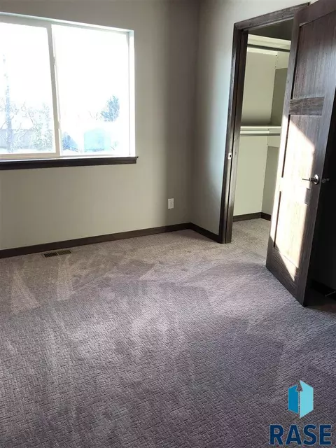 6600 W 6th Pl, Sioux Falls, SD 57107 photo 18