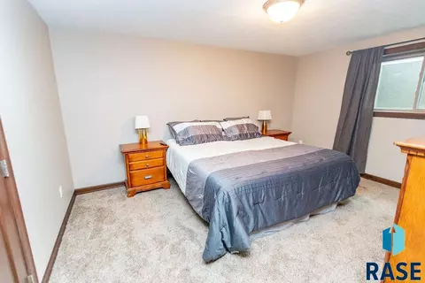 7904 W Strabane St, Sioux Falls, SD 57106 photo 23