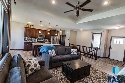 7904 W Strabane St, Sioux Falls, SD 57106 photo 7