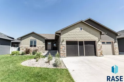 7904 W Strabane St, Sioux Falls, SD 57106 photo 30