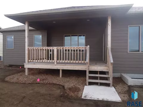 6800 E Dugout Ln, Sioux Falls, SD 57110 photo 3