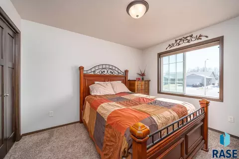 3316 E Chatham St, Sioux Falls, SD 57108 photo 15