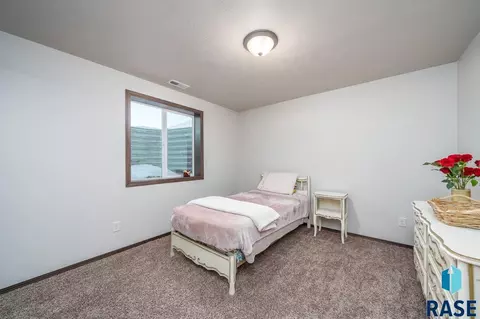 3316 E Chatham St, Sioux Falls, SD 57108 photo 22