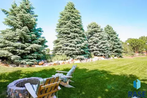1924 E Briar Den Ct, Sioux Falls, SD 57108 photo 18