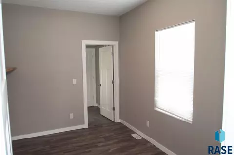 400 W 3rd St, Worthing, SD 57077 photo 9