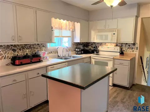 3505 E 13th St, Sioux Falls, SD 57103 photo 13