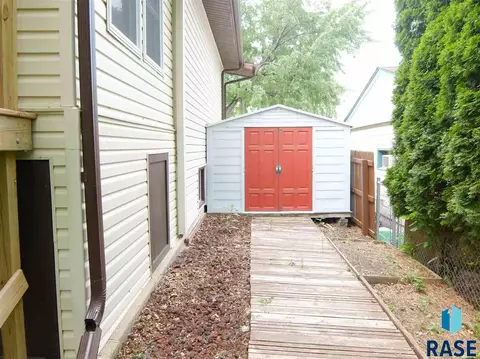 3505 E 13th St, Sioux Falls, SD 57103 photo 10