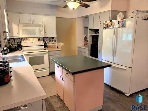 3505 E 13th St, Sioux Falls, SD 57103 photo 14