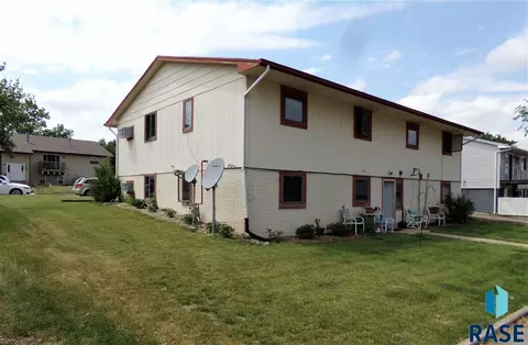 4900 S Baha Ave, Sioux Falls, SD 57106 photo 5