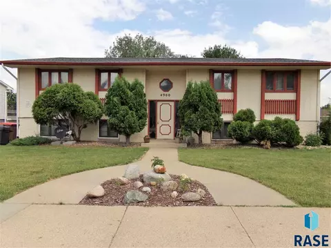 4900 S Baha Ave, Sioux Falls, SD 57106 photo 1