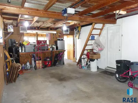 Undisclosed, Sioux Falls, SD 57103 photo 24