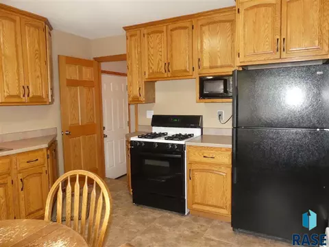 Undisclosed, Sioux Falls, SD 57103 photo 6