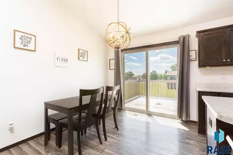 6301 N Seubert Ave, Sioux Falls, SD 57104 photo 6