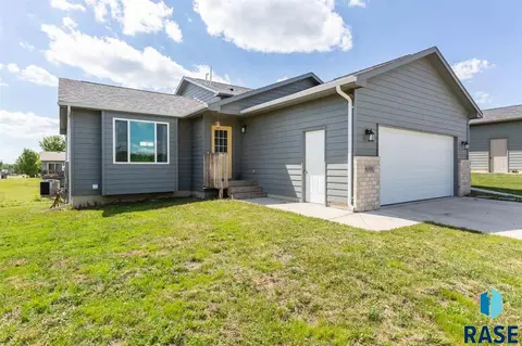 6301 N Seubert Ave, Sioux Falls, SD 57104 photo 23