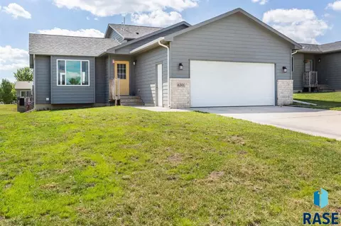 6301 N Seubert Ave, Sioux Falls, SD 57104 photo 1