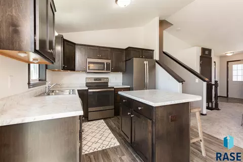 6301 N Seubert Ave, Sioux Falls, SD 57104 photo 7