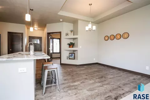 1937 S Sonoma Pl, Sioux Falls, SD 57106 photo 10