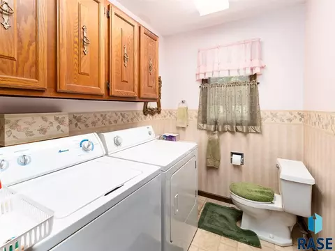 6801 E 26th St, Sioux Falls, SD 57110 photo 14