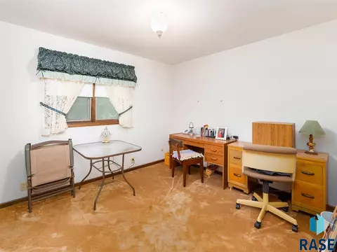 6801 E 26th St, Sioux Falls, SD 57110 photo 11