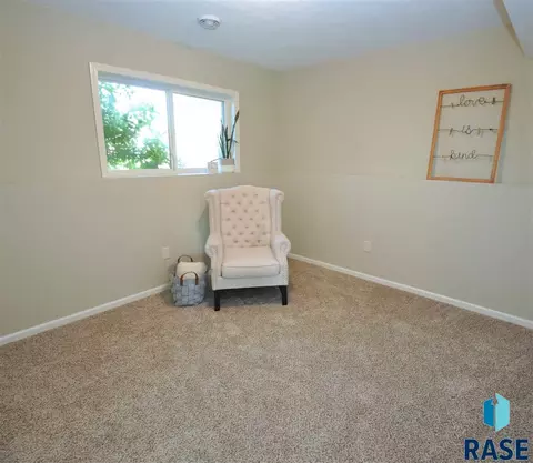 3803 S Homerun Ave, Sioux Falls, SD 57110 photo 24