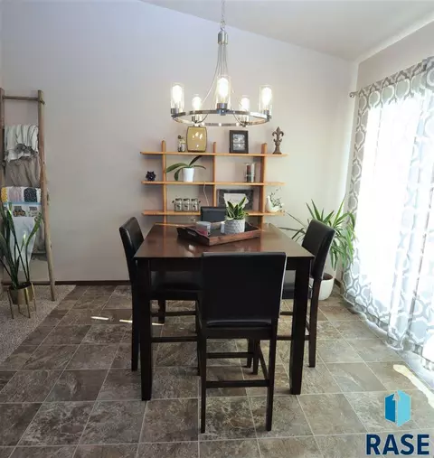 3803 S Homerun Ave, Sioux Falls, SD 57110 photo 7