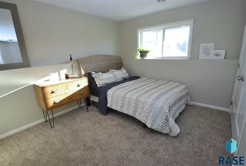 3803 S Homerun Ave, Sioux Falls, SD 57110 photo 25