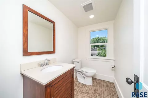 1503 S Spring Ave, Sioux Falls, SD 57105 photo 22