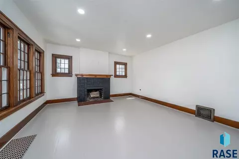 1503 S Spring Ave, Sioux Falls, SD 57105 photo 23