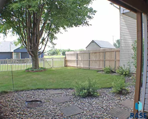 3703 E Mission St, Sioux Falls, SD 57103 photo 15