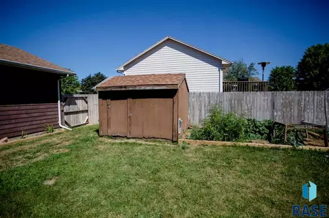 1504 S River Oak Ave, Brandon, SD 57005 photo 24