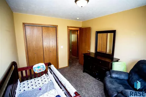1504 S River Oak Ave, Brandon, SD 57005 photo 15