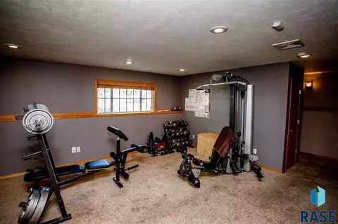 1504 S River Oak Ave, Brandon, SD 57005 photo 17