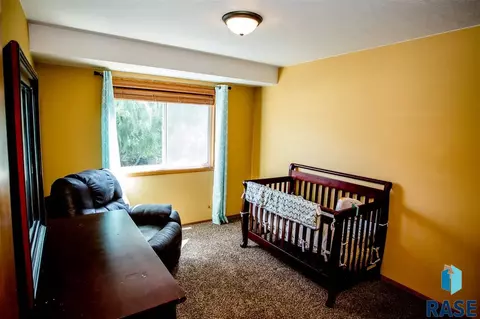 1504 S River Oak Ave, Brandon, SD 57005 photo 14