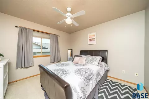 7004 W 61st St, Sioux Falls, SD 57106 photo 8