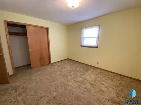 312 E 3rd St, Freeman, SD 57029 photo 17