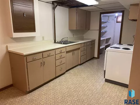 312 E 3rd St, Freeman, SD 57029 photo 20