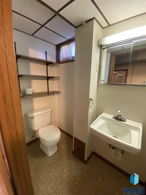 312 E 3rd St, Freeman, SD 57029 photo 28