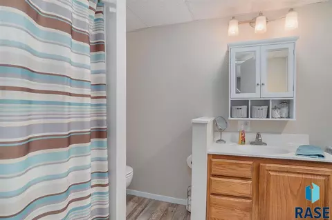 616 N Broadway St, Canton, SD 57013 photo 30