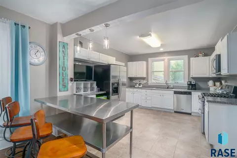 616 N Broadway St, Canton, SD 57013 photo 13
