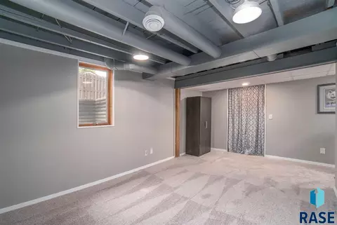 616 N Broadway St, Canton, SD 57013 photo 25