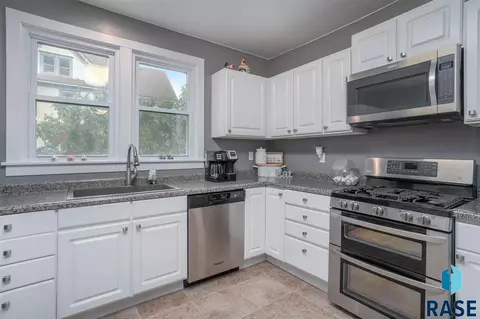 616 N Broadway St, Canton, SD 57013 photo 15